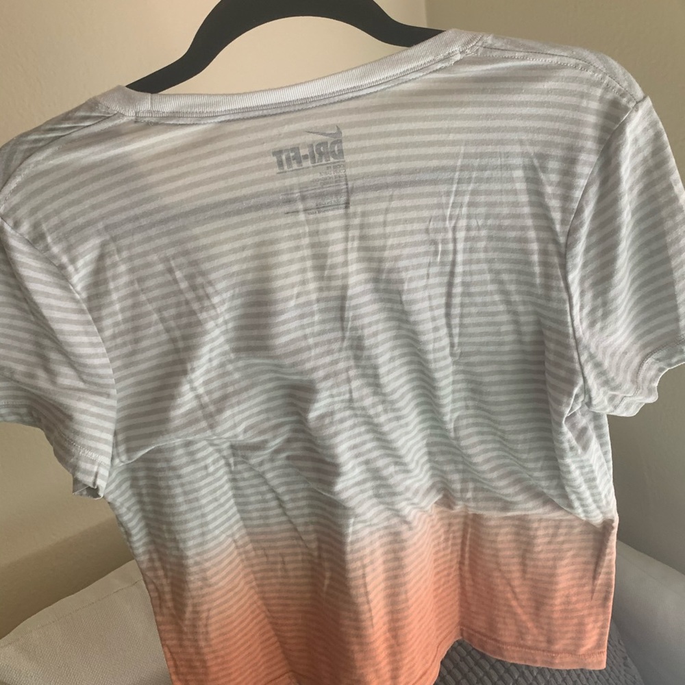 Nike Ombré Tee - Picture 3 of 4